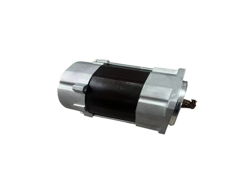 UNIVERSAL MOTOR
